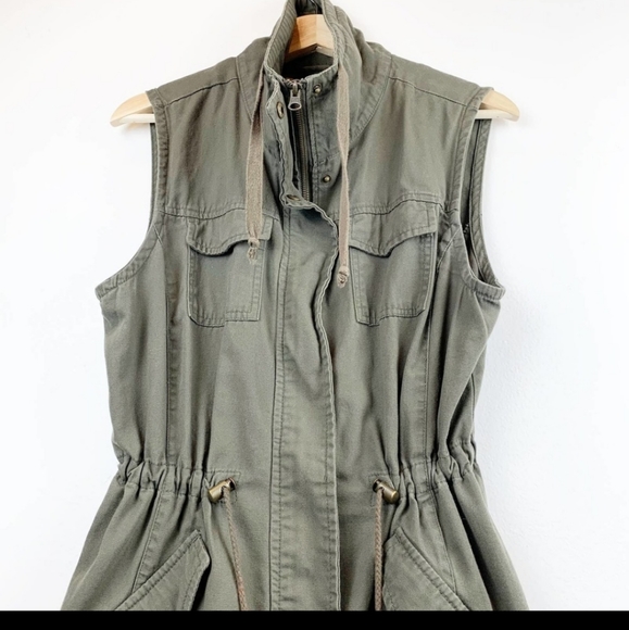American Rag Army Green zippered vest - Picture 4 of 5